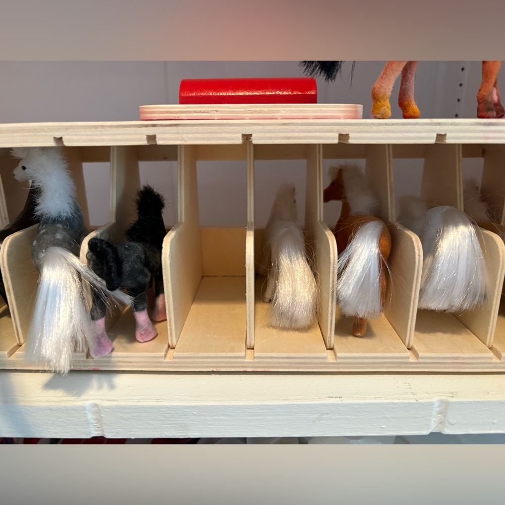 Melissa and Doug horse toy - Picture 4 of 7